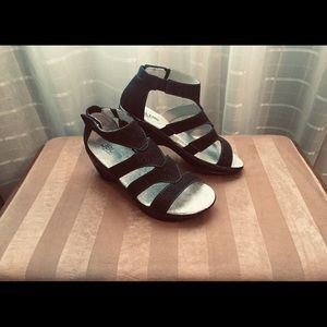 Women’s sandal